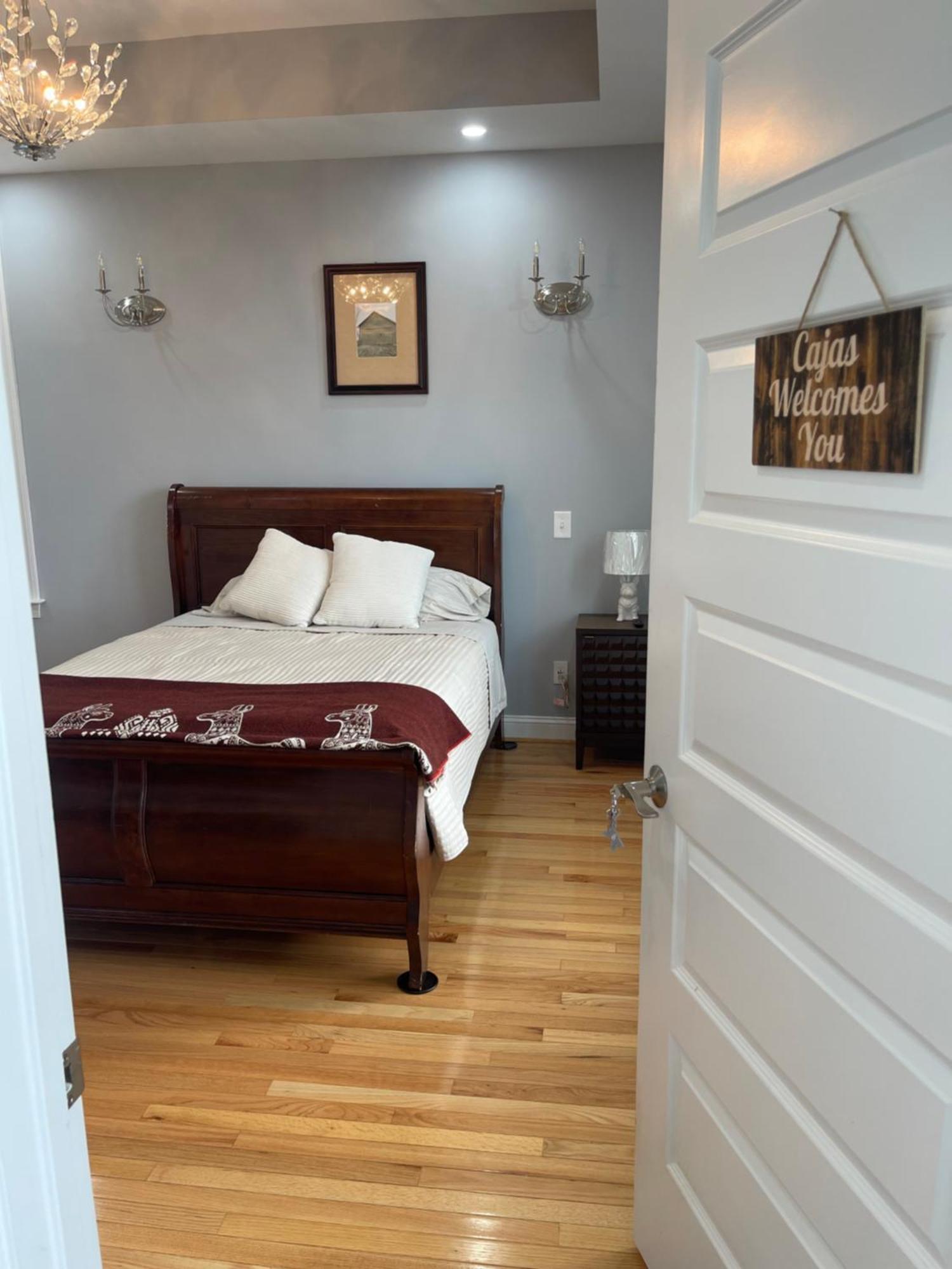 La Casa Grande Hosting Apartment Whitsett Ngoại thất bức ảnh